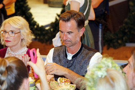 Wiesn Anstich im Schottenhamel Festzelt auf dem Oktoberfest 2025 in München