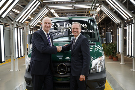 Jubiläumsfeier '25 Jahre Mercedes-Benz Werk Ludwigsfelde'