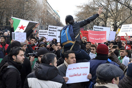 Protestkundgebung gegen russischen Militäreinsatz in Syrien in Berlin
