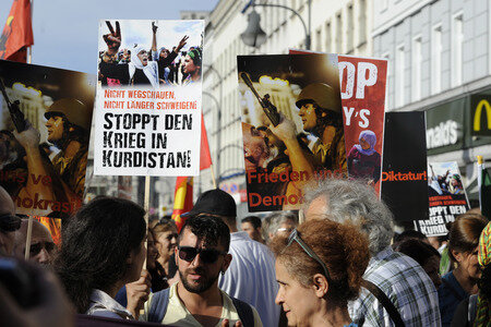 Protest gegen das Vorgehen der türkischen Regierung nach dem gescheiterten Militärputsch