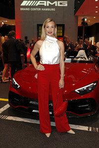 Grand Opening des AMG Brand Center Hamburg