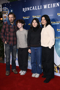 Premiere des 21. Original Roncalli Weihnachtscircus 2025 in Berlin