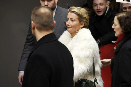 Ankunft zur 'Alone in Berlin / Jeder stirbt für sich allein' Pressekonferenz, Berlinale 2016
