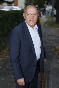 Überraschungsgala zum 90. Geburtstag von Dieter Hallervorden in Berlin