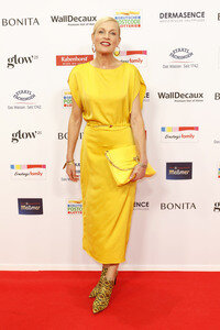 Goldene Bild der Frau 2025 in Hamburg