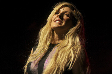 Ellie Goulding Performs in New York