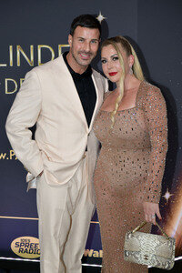 Weltpremiere der 'Blinded by Delight' Grand Show 2025 in Berlin