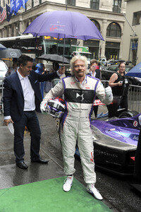 Empire State Building Lighting Ceremony mit Richard Branson in New York