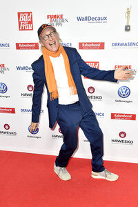 Goldene Bild der Frau 2018 in Hamburg