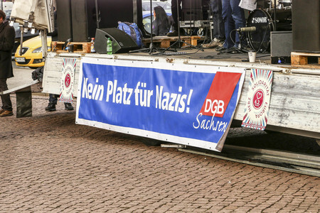 Gegendemonstration zu Pegida in Dresden