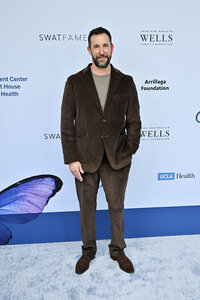 Rape Treatment Center and Stuart House Brunch mit dem Cast von 'The Pitt' in Los Angeles