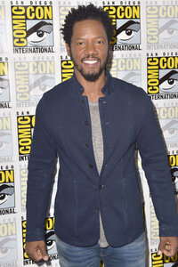 Photocall 'Colony' auf der San Diego Comic-Con International 2017