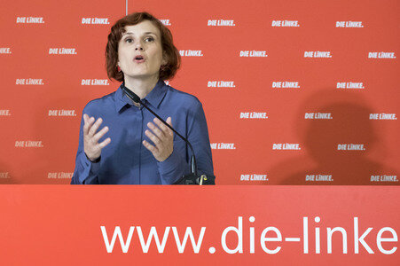 Pressekonferenz von Katja Kipping in Berlin