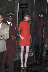 Der 'The Amazing Spider-Man 2' Cast schaltet das Licht im  Empire State Building an, New York