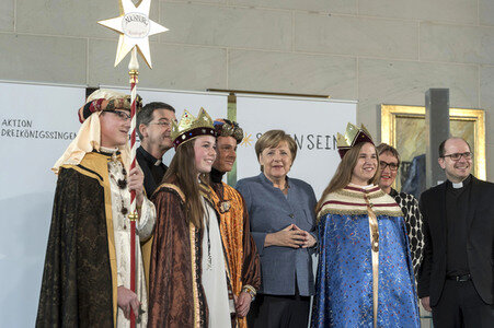 Angela Merkel empfängt die Sternsinger in Berlin