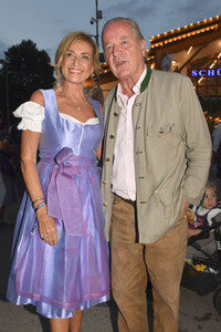 Almauftrieb beim Oktoberfest 2025 in München