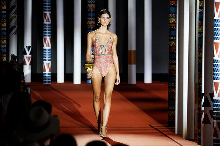 Dolores Cortés Fashion Show auf der Merceds-Benz Fashion Week M