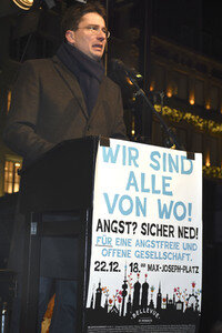 Kundgebung 'Wir sind alle von wo!' in München