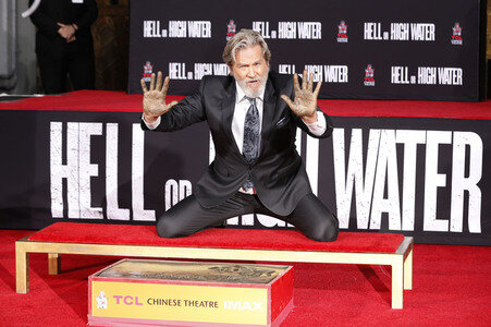 Hand and Footprint Ceremony mit Jeff Bridges in Los Angeles
