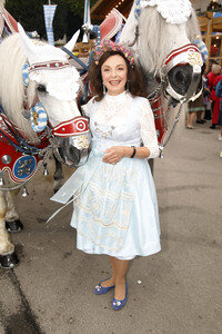 Regines Damenwiesn beim Oktoberfest 2025 in München