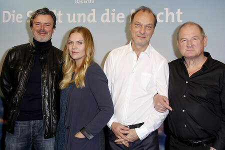 Fototermin zur TV-Serie  'Die Stadt und die Macht' in Hamburg