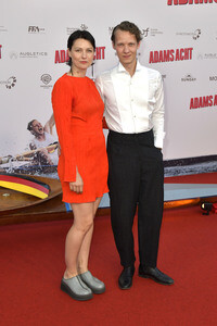 Filmpremiere 'Adams Acht' in Berlin