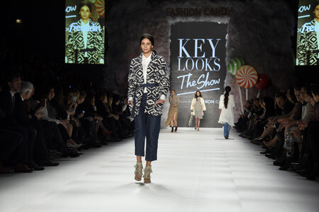 Key Looks Fashion Show auf der Mercedes-Benz Fashion Week Autumn/Winter 2016 in Berlin