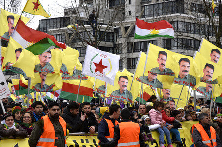 Kurden-Demonstration in Frankfurt