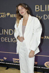 Weltpremiere der 'Blinded by Delight' Grand Show 2025 in Berlin