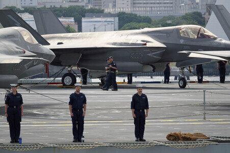 Royal Navy Flugzeugträger HMS Prince of Wales in Tokio