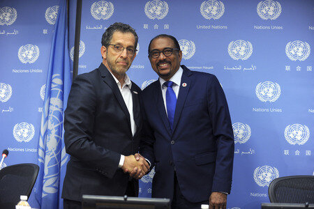 Pressekonferenz mit Kenneth Cole in New York