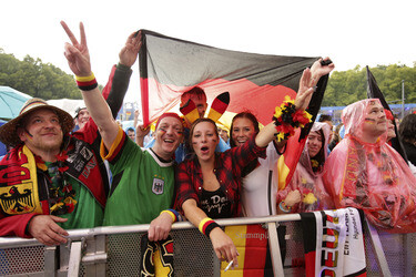 WM-Fanmeile beim Spiel Deutschland gegen USA, Berlin