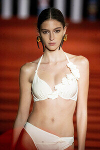 Dolores Cortés Fashion Show auf der Merceds-Benz Fashion Week M