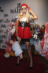 Halloween Party by Natascha Ochsenknecht in Berlin