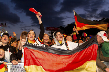 WM-Fanmeile beim Spiel Deutschland gegen Ghana, Berlin