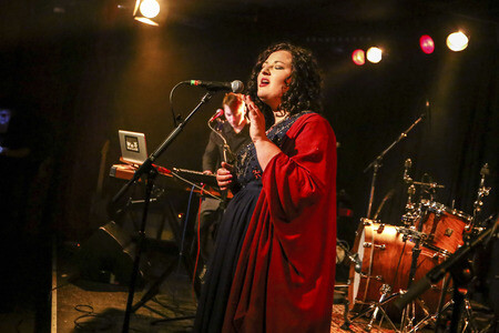 Konzert von Anna Naklab in Dresden