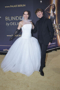 Weltpremiere der 'Blinded by Delight' Grand Show 2025 in Berlin