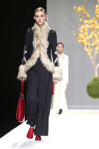 Devota & Lomba Fashion Show auf der Mercedes-Benz Fashion Week Madrid Autumn/Winter 2018