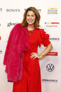 Goldene Bild der Frau 2025 in Hamburg