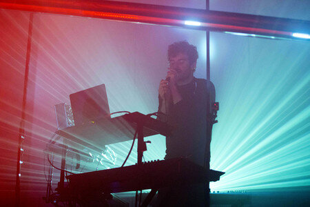Konzert von Nicolas Jaar in Hamburg