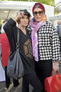 Offizielle Einweihung des Harald-Juhnke-Platzes in Berlin