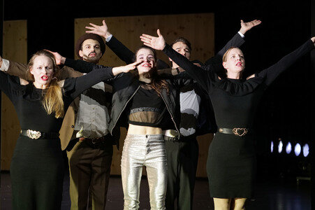 Theaterprobe 'Die stillen Trabanten' in Berlin