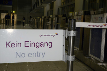 Flughafen Düsseldorf nach Flugzeugunglück