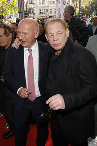 Offizielle Einweihung des Harald-Juhnke-Platzes in Berlin