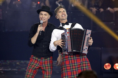 TV-Show 'Silvester-Schlagerbooom 2026 live - Die Wunderlichtershow!' in München