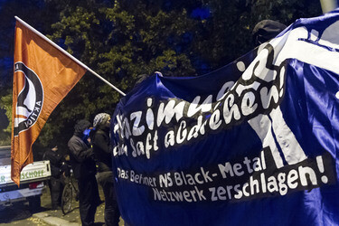 Kundgebung gegen Naziversand, Berlin
