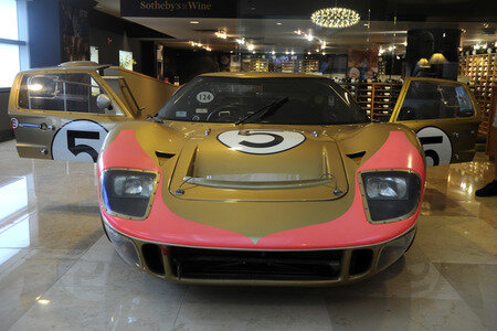 Sotheby’s Präsentation vom Ford GT40 in New York