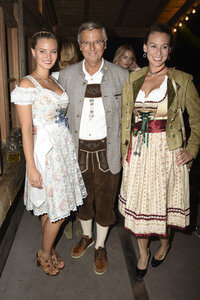 In der Käfer Wiesn-Schänke auf dem Oktoberfest 2017 in München