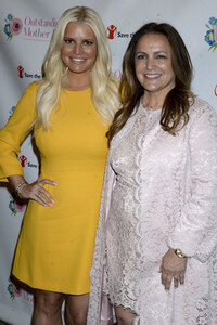 Outstanding Mother Awards 2018 in New York
