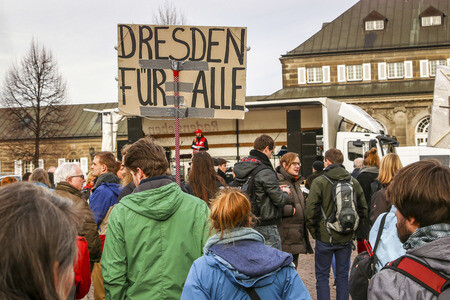 Gegendemonstration zu Pegida in Dresden